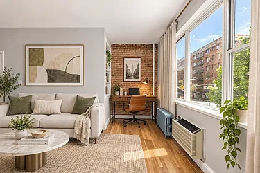 459 Hudson Street, #2A