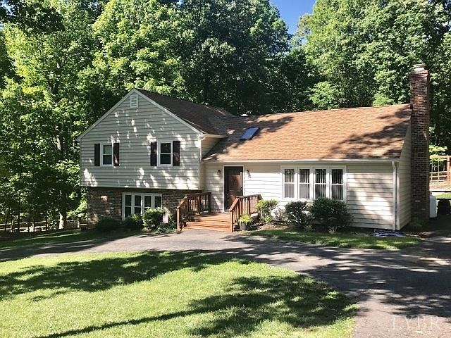 1st image of 106 Woodville Dr