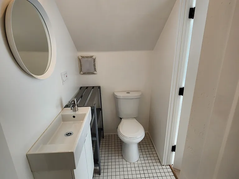 912 S 29th St #B — Photo 12