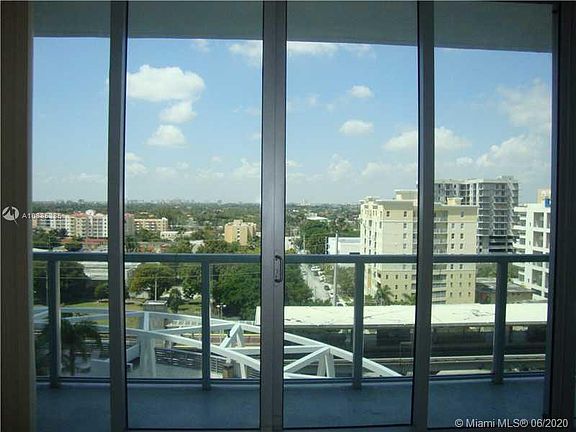 2nd image of 1111 SW 1st Ave APT 1225-N