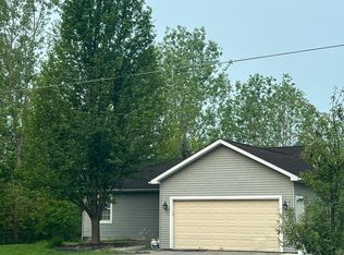 4626 Bentley Lake Rd, Howell, MI 48843