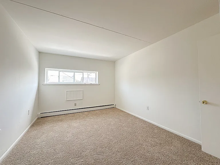 Court Commons — Photo 5
