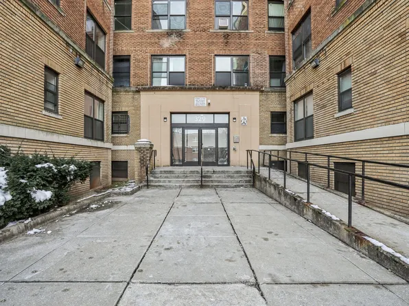 329 Park Holdings LLC