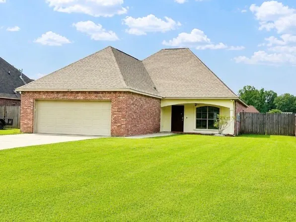 13134 Montrose Dr N, Denham Springs, LA 70726