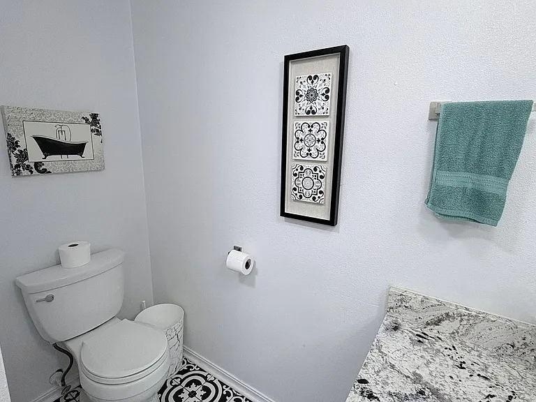 1365 W Twin Springs St — Photo 49