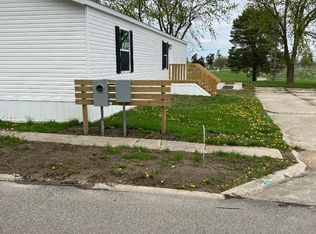 200 Gregory Ln, Bloomfield, IA 52537