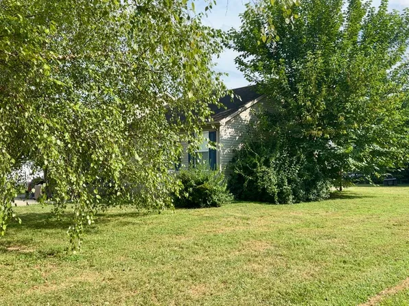 67 E Meigs Ln, Danville, KY 40422