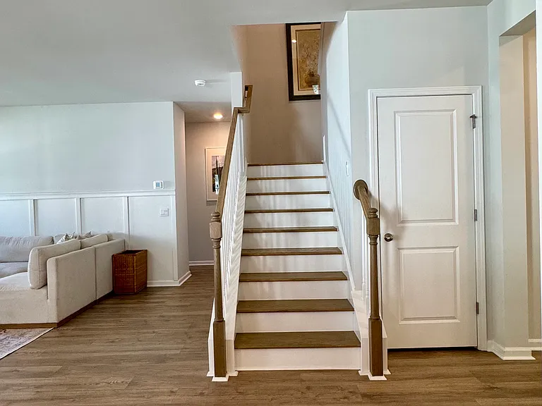 340 Dickerson Ln — Photo 6