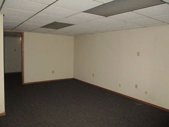 2nd image of 174 King Ave SE