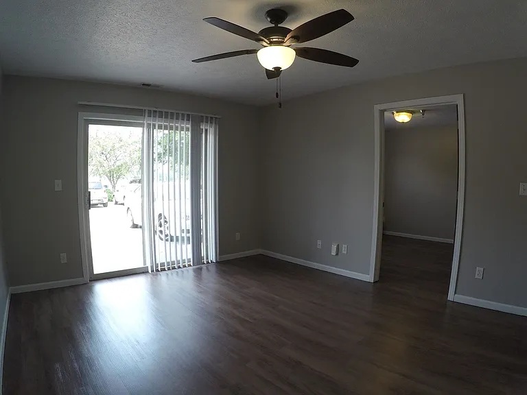 510 Salem St. (Monon Place) — Photo 8