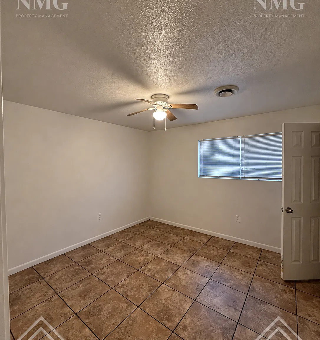 3104 Meadow Forest Drive - 1 — Photo 2