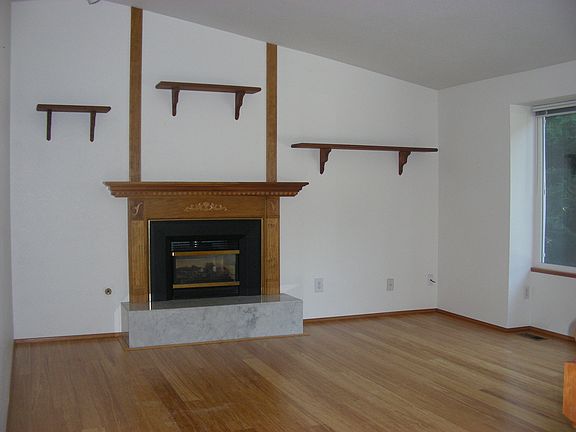 3rd image of 9743 NE 138th Pl