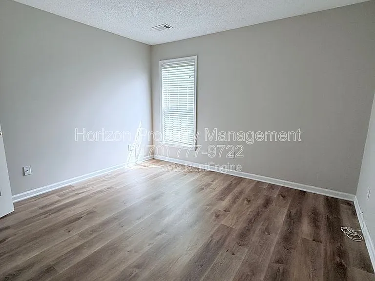 2425 Elkhorn Ter #30 — Photo 17