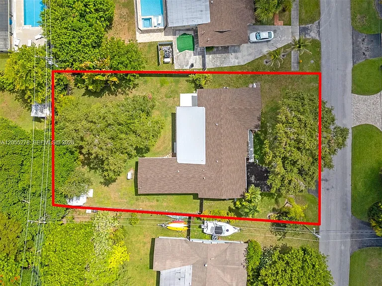 9121 Ridgeland Dr — Photo 43