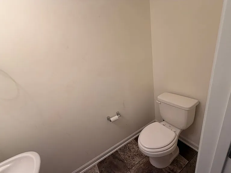 948 Brentwood Park Ln — Photo 22