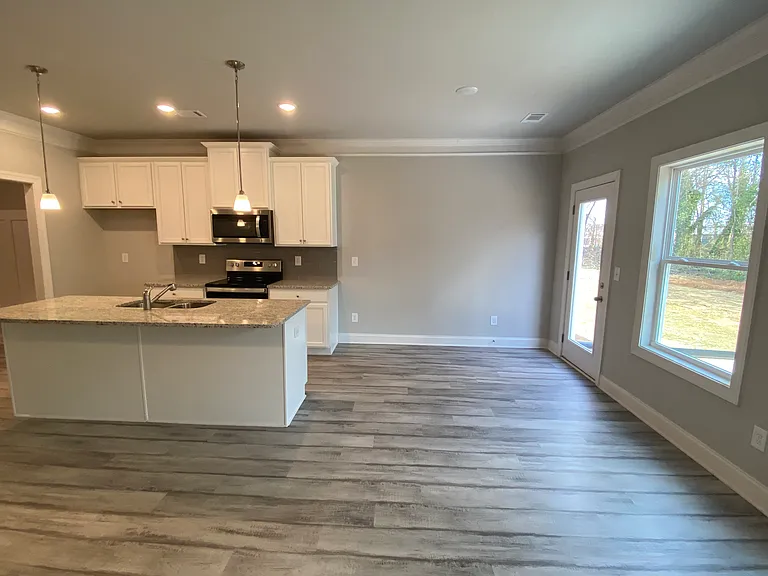 24 Richardson St #7 — Photo 18