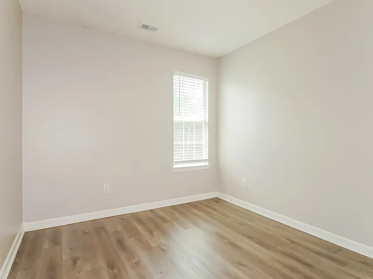 5520 Amanda Belle — Photo 14