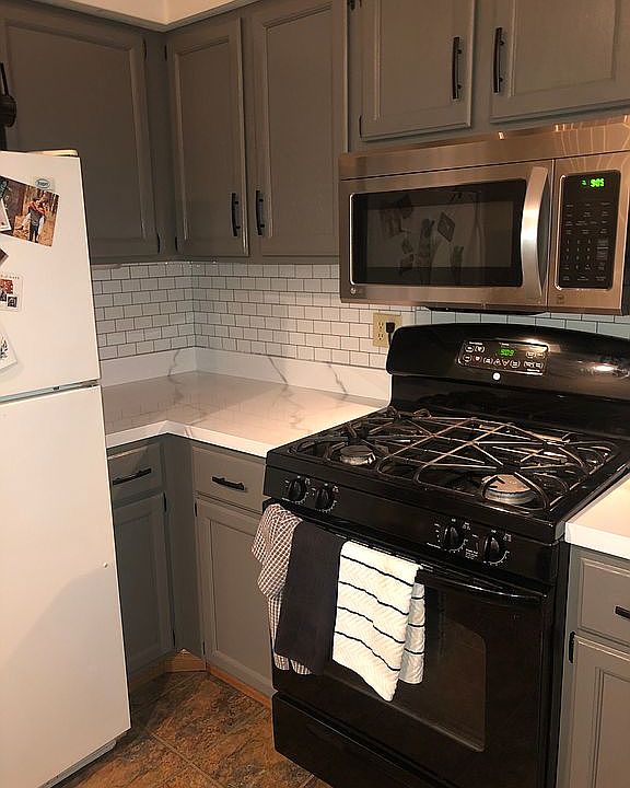 1st image of 1279 Dennison Ave