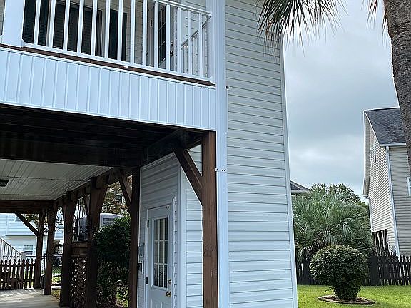 Automated lift to 1st level