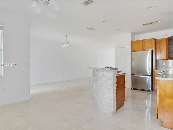 4th image of 7508 NW 107th Pl #7508