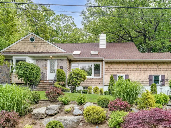 45 Rugby Road, New Rochelle, NY 10804