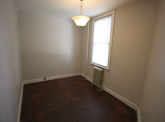 4th image of 82-11 31st Ave #2