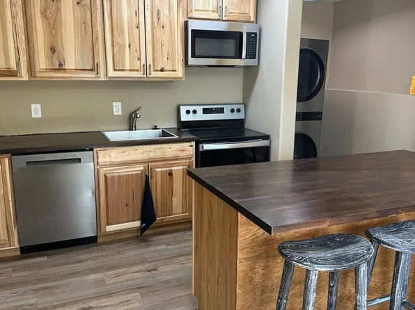 1400 W 47th Ave, Anchorage, AK 99503