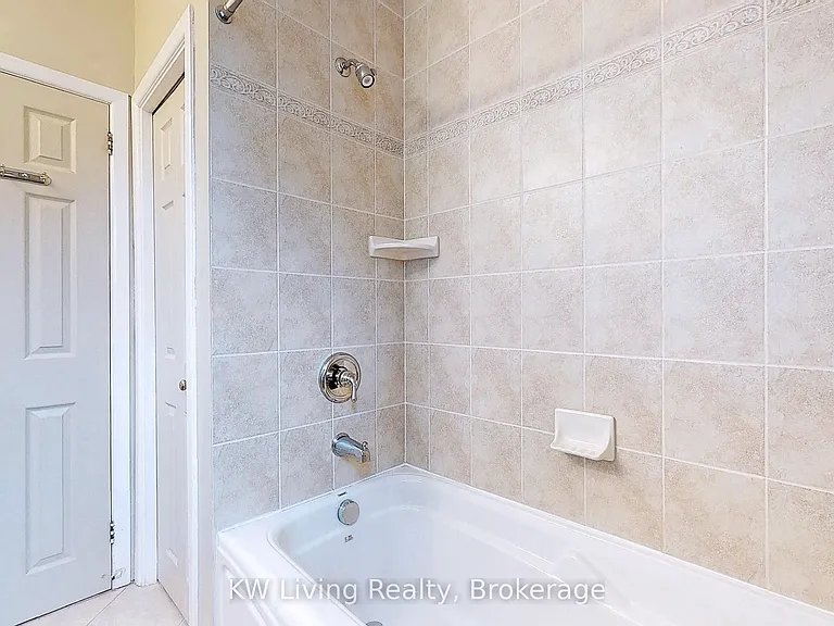 591 4th Line — Photo 26