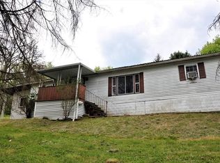 205 Beallsville Rd, Bentleyville, PA 15314