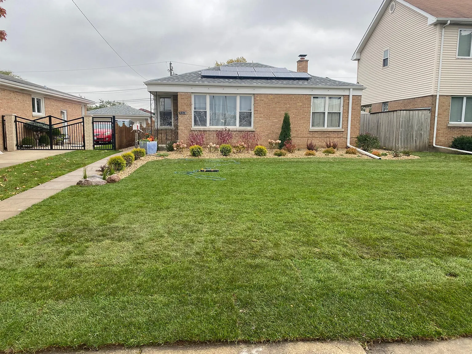 2925 Lincoln St photo 1