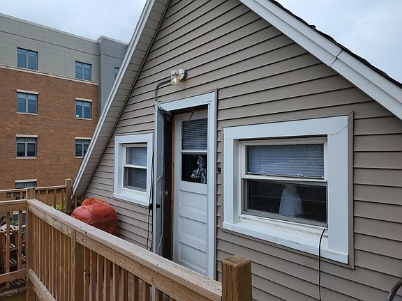 3rd image of 3555 N Ashland Ave APT 3
