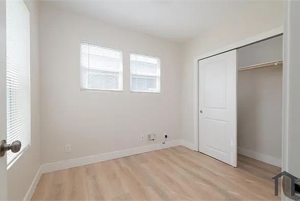 1609 Walnut St #B — Photo 6
