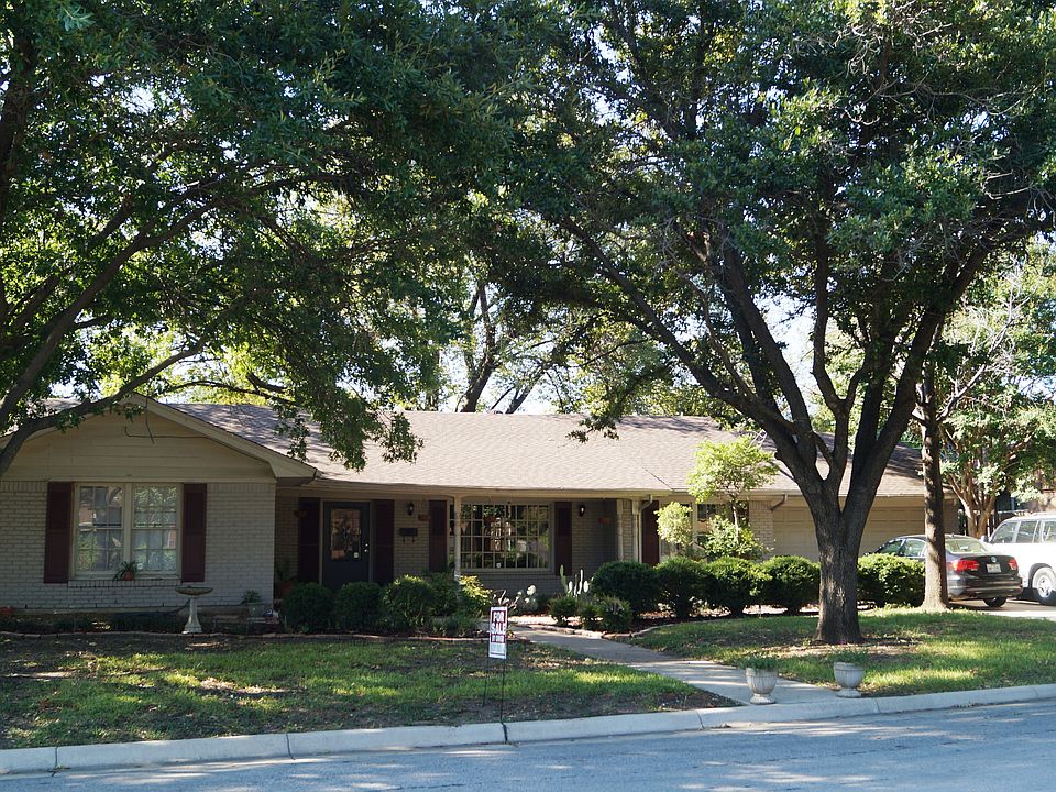 1st image of 5712 Diamond Oaks Dr N