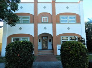 1026 6th St N APT 4, Saint Petersburg, FL 33701