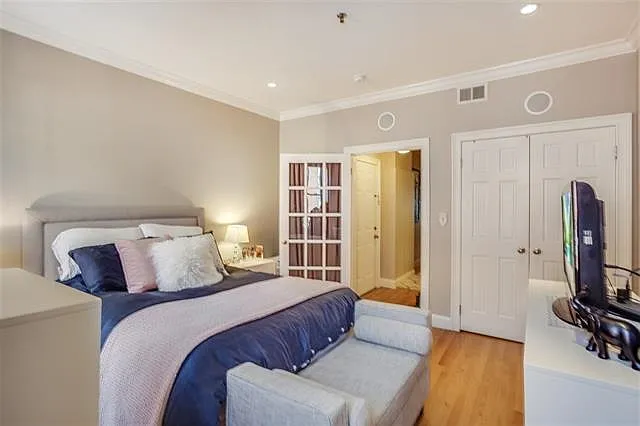 805 Willow Ave #3R — Photo 5