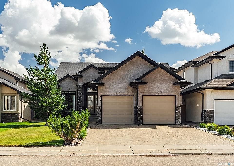 1st image of 410 Willowgrove CRESCENT