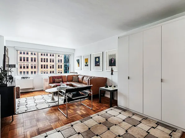 430 W 34th St APT 14L, Manhattan, NY 10001