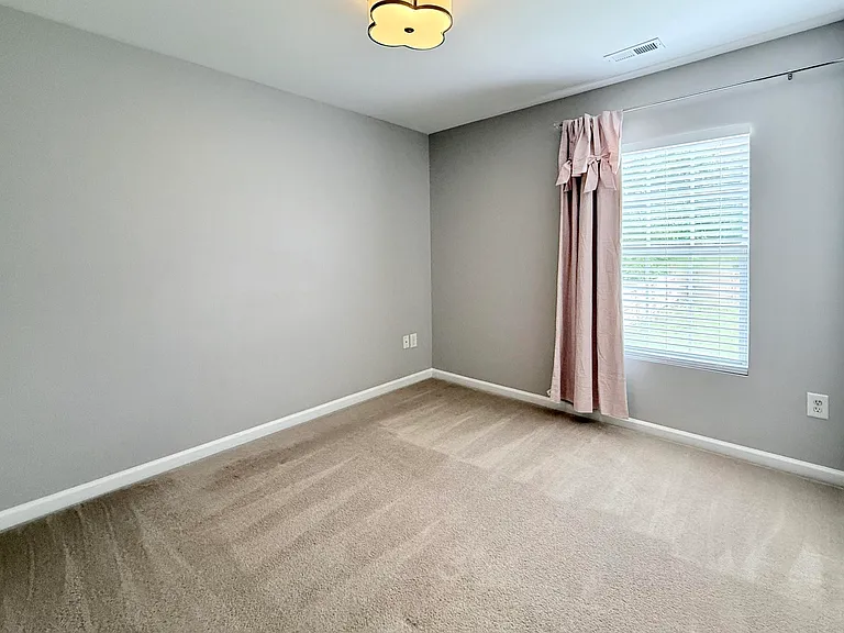 4604 Miller Dr — Photo 28