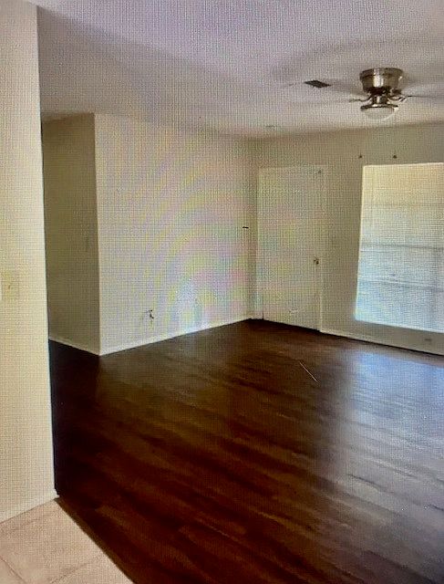 2nd image of 437 SE Tranquilla Ave