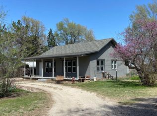 166 NE 20th Ave, Great Bend, KS 67530
