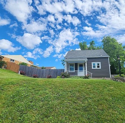 3rd image of 2059 Maplegrove Ave
