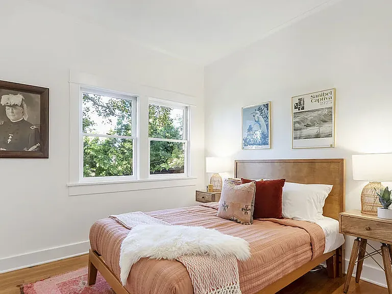 1332 Edgecliffe Dr — Photo 22