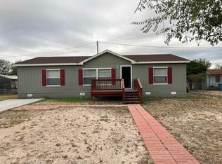 121 Irene Ave, Del Rio, TX 78840