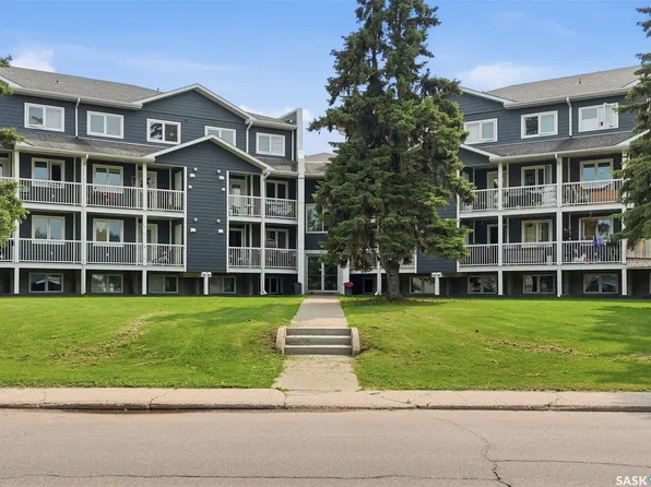 515 28th Street E #210, Prince Albert, SK S6V 1X8