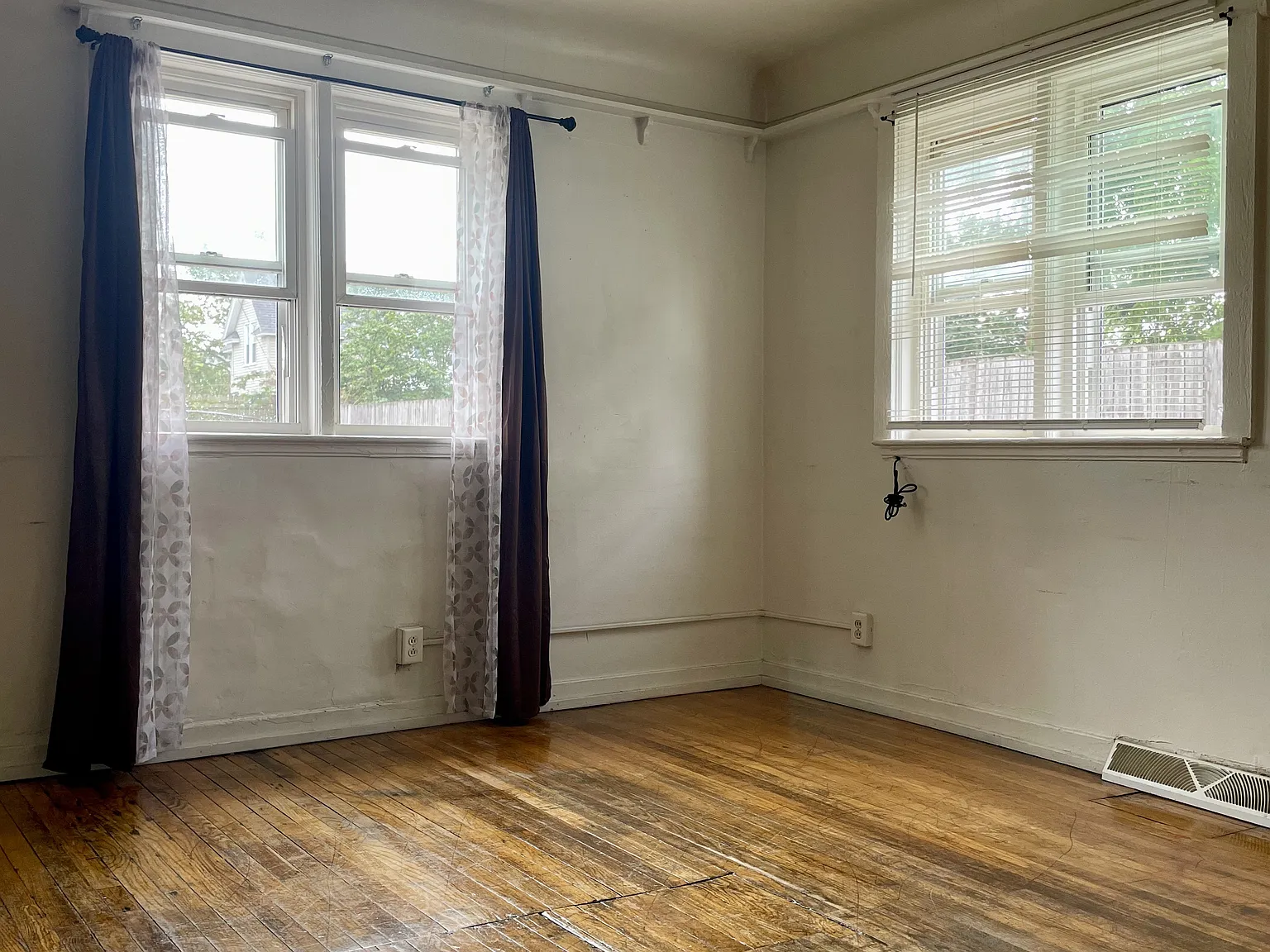 2 bed, 800 sqft, $1,350 — Photo 2