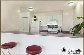 4th image of 55 S Kukui St APT D702