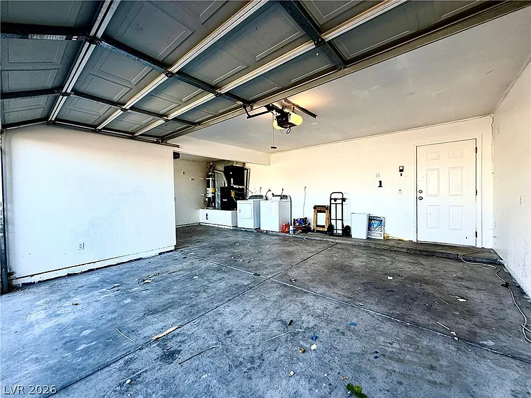 764 Benedict Dr — Photo 29