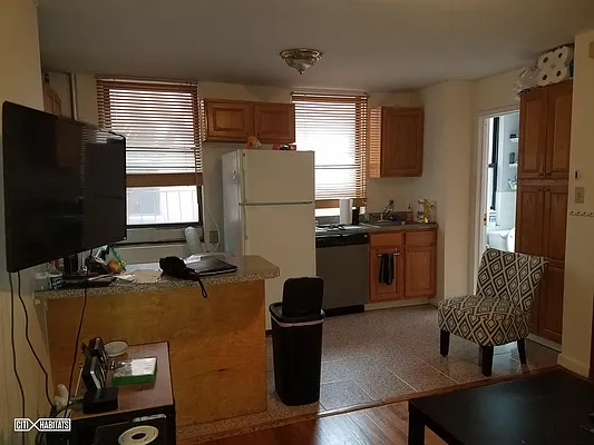 Rented by Citi Habitats | media 17