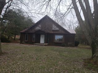 950 N Pleasant Hill Rd, Upton, KY 42784