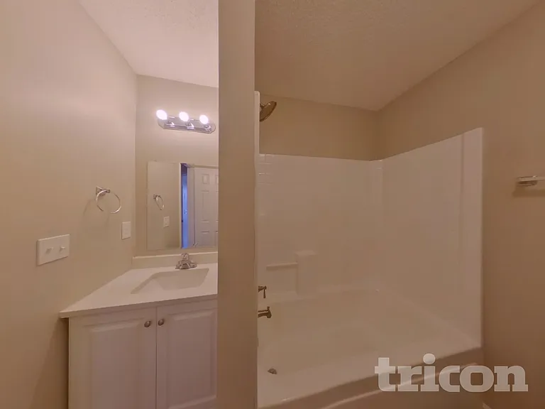 10 Torchwood Ct — Photo 16